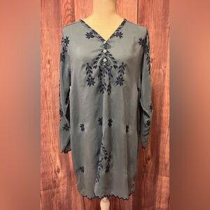 Johnny Was Sz XL Embroidered Blue/Gray Women's Tunic